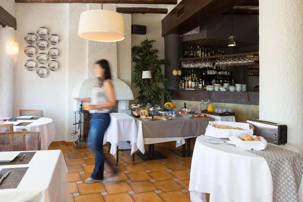 Hostal de la Plaça - Hotel Boutique