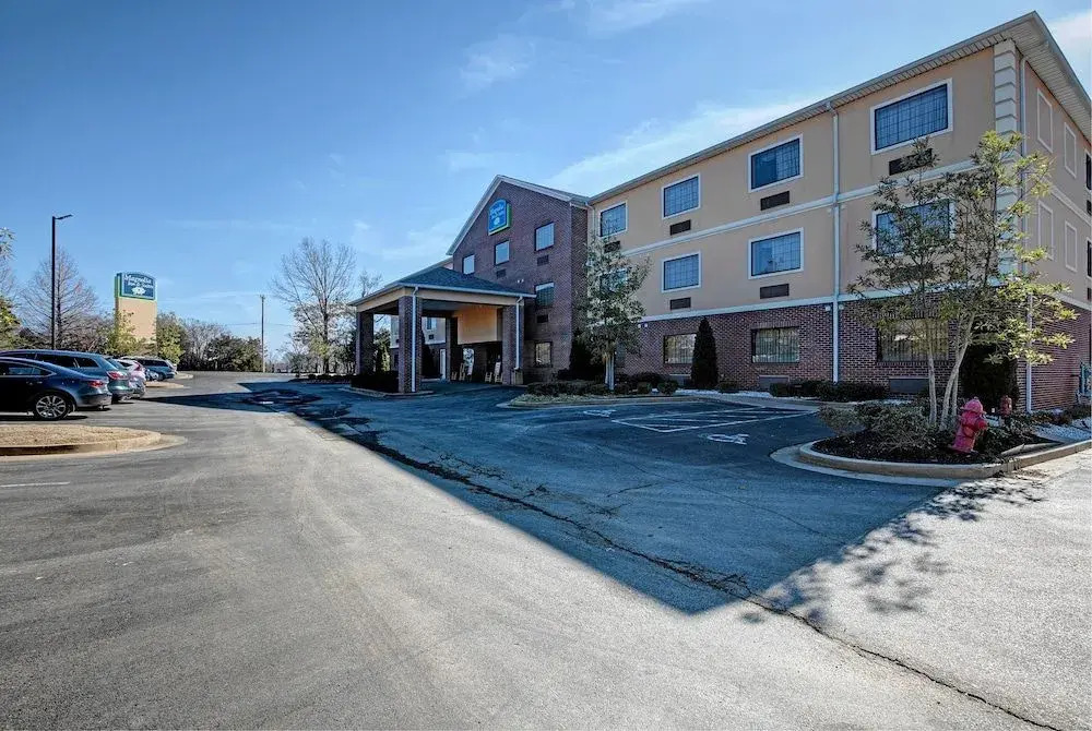 Magnolia Inn and Suites Olive Branch