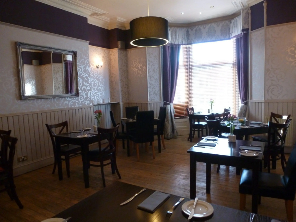 Inn At The Park Hotel