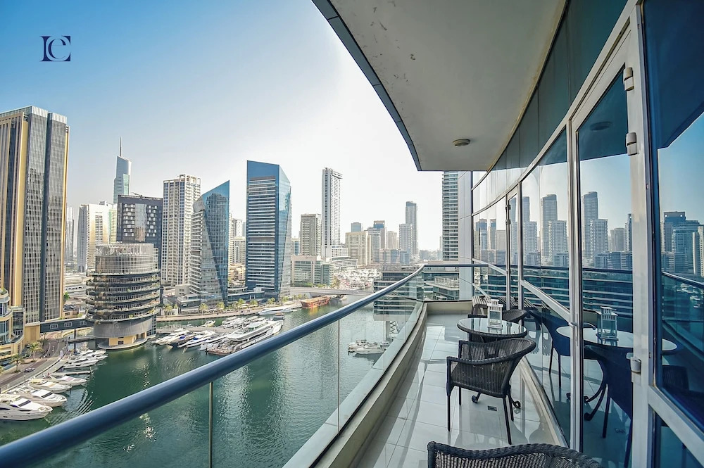 MRNE - Spacious furnished apartment