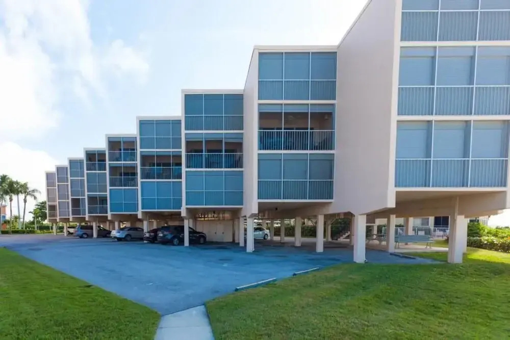 John's Dolphin Way Condo