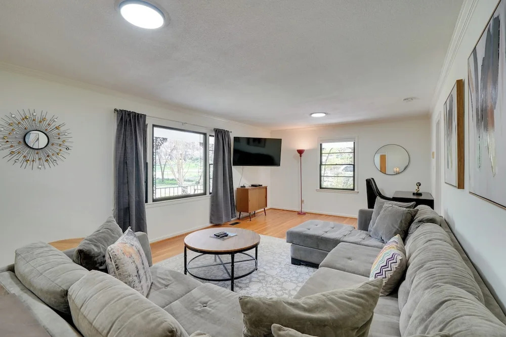 Quiet Downtown Cary Home w/ Screened Porch