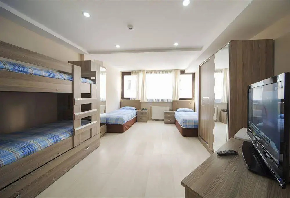 Nil Luxury Academic Apart