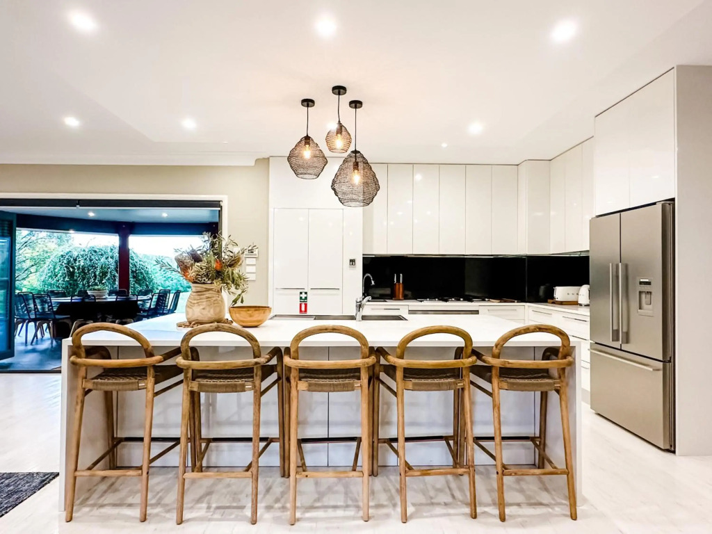 Hamilton House - Snowy Mountain Luxury Villas