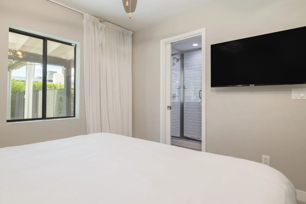 White Agate by Avantstay Pool + Spa + Putting Green Playground + Outdoor Dining Minutes to Kierland