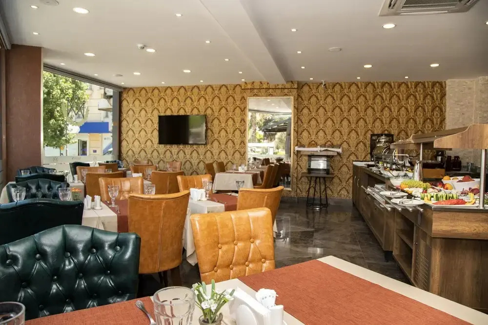 Ardy'S Hotel