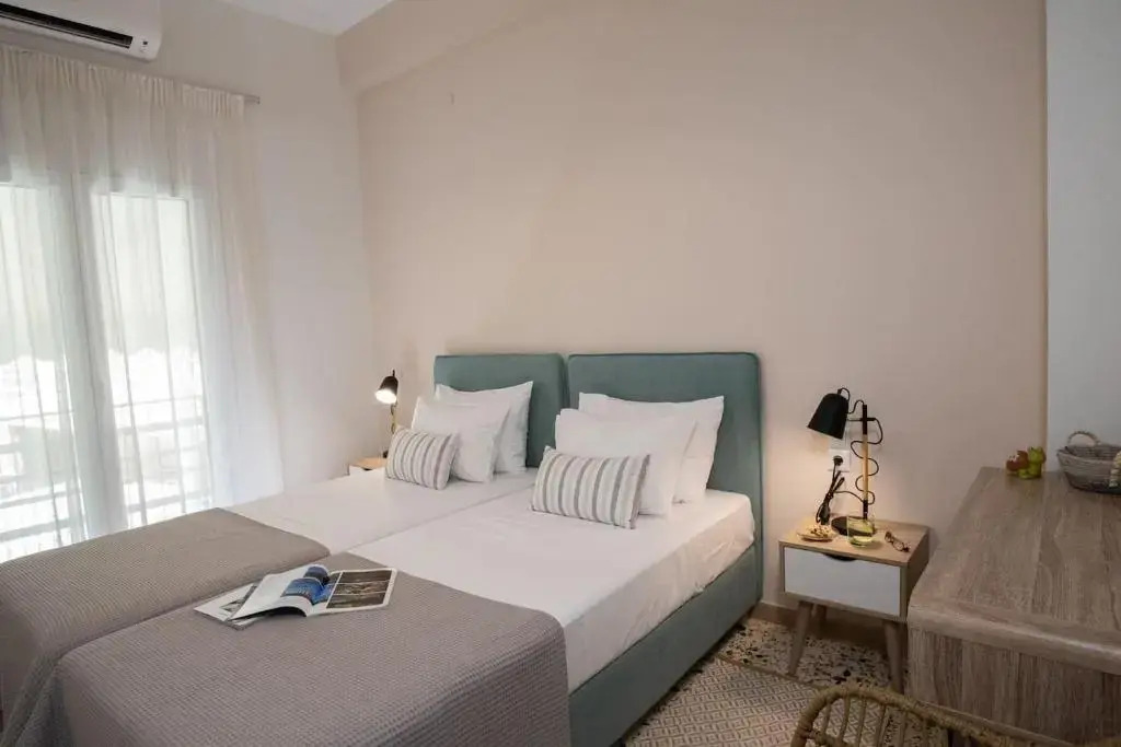 Hellona house ,sunny and cozy apartment's