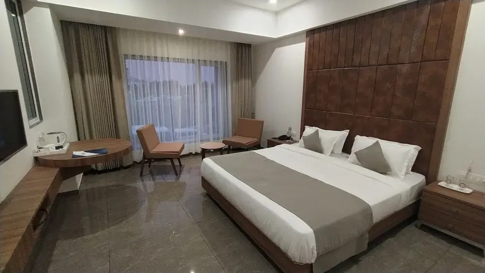 Raaj Svasti Inn