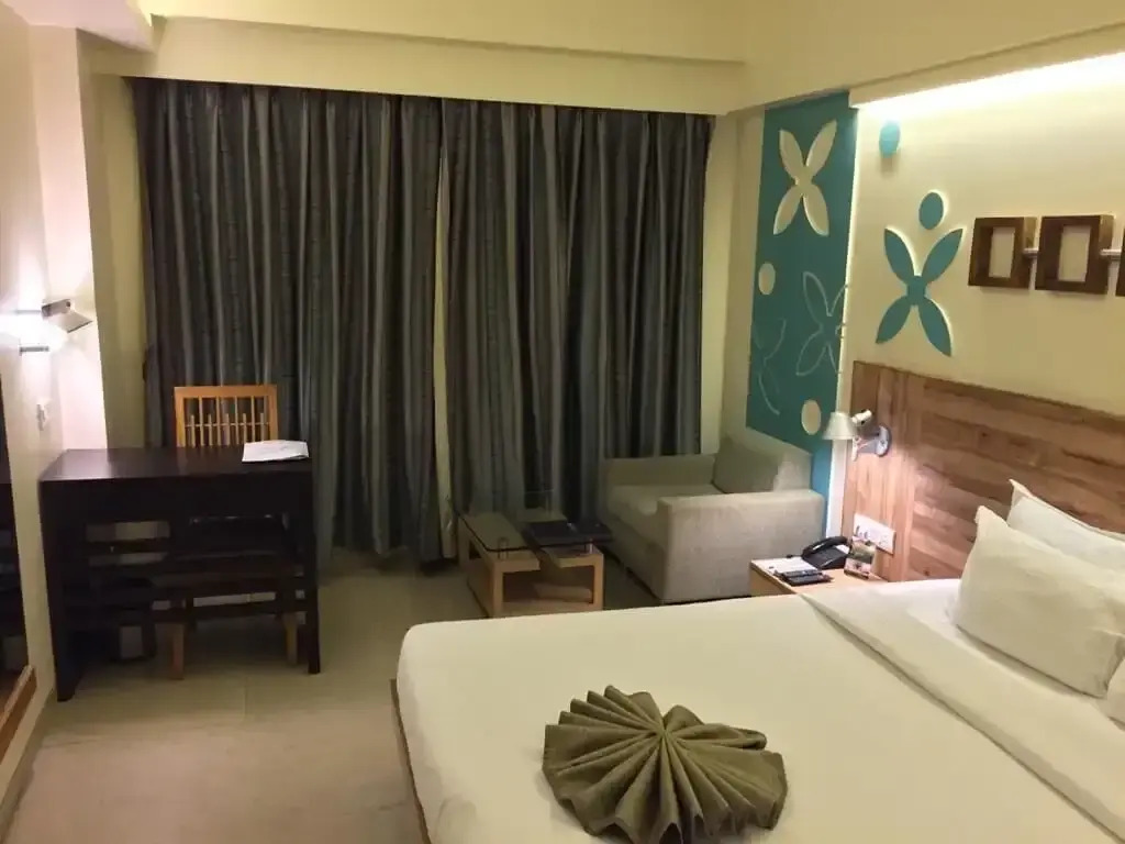 SilverCloud Hotel and Banquets