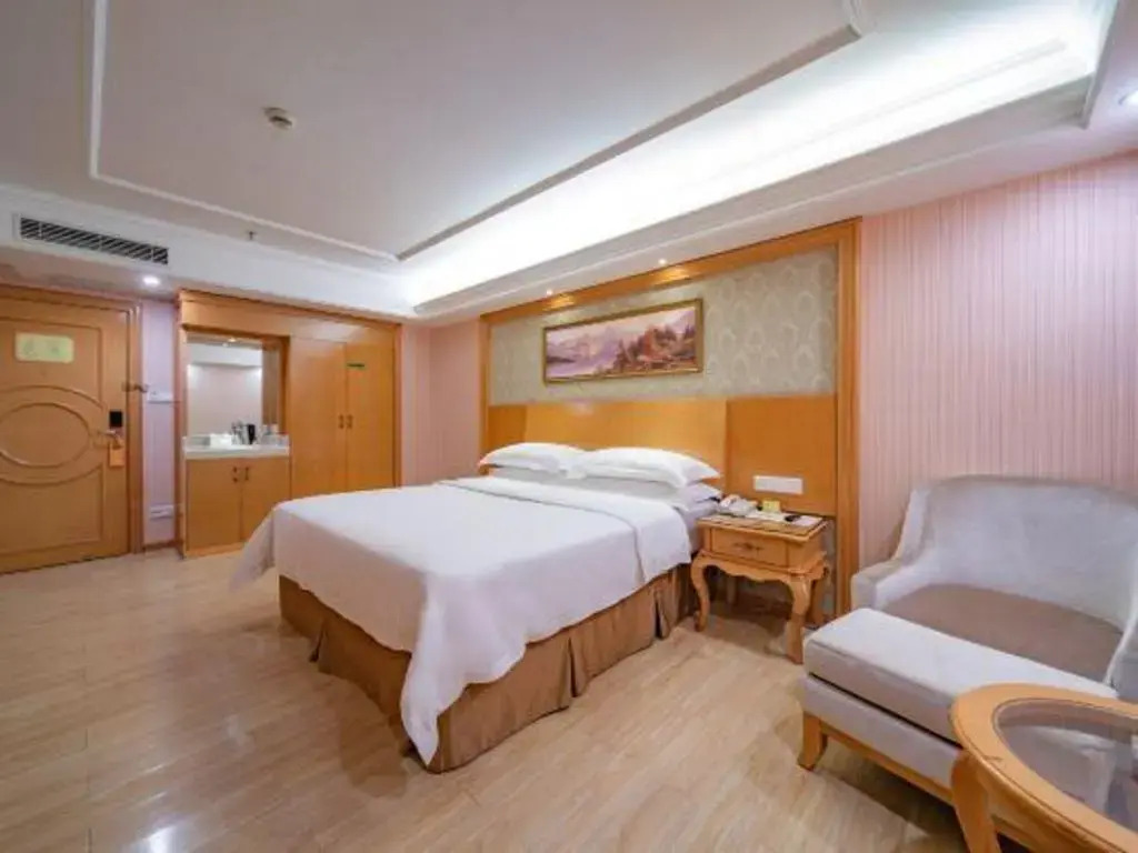 Vienna Classic Baiyun Dongping Zhong Road