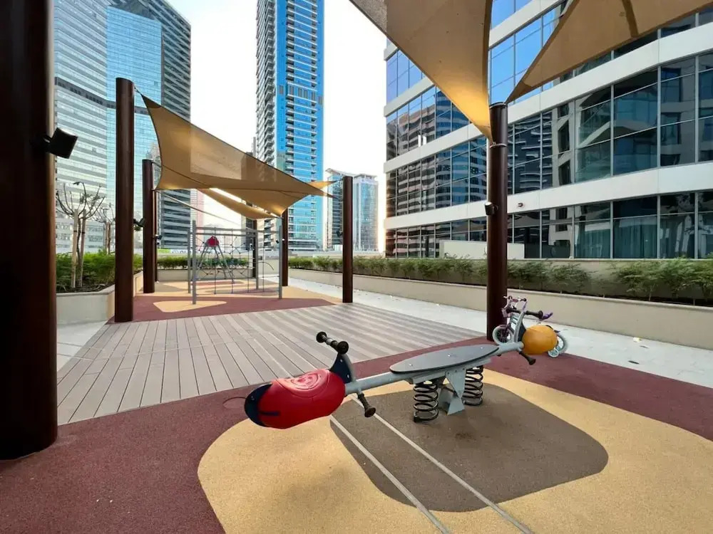 Silkhaus Spacious 1BR in Downtown Pool View