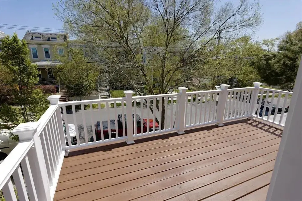 Pristine Petworth Family Home w Street Parking