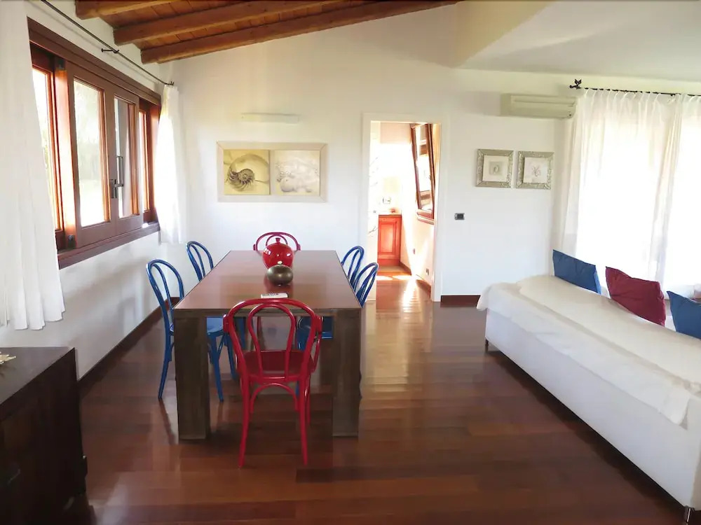 Villa Capo Coda Cavallo con Piscina