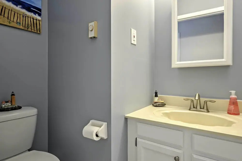 Central Sea Isle City Condo - 1 Block to the Beach