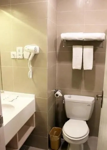 Shenzhen White House Hotel