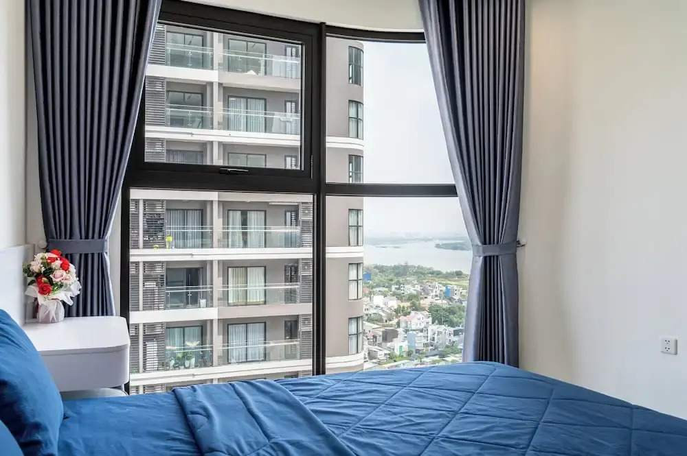 LA Nest 2 Bedrooms The Beverly - Vincom