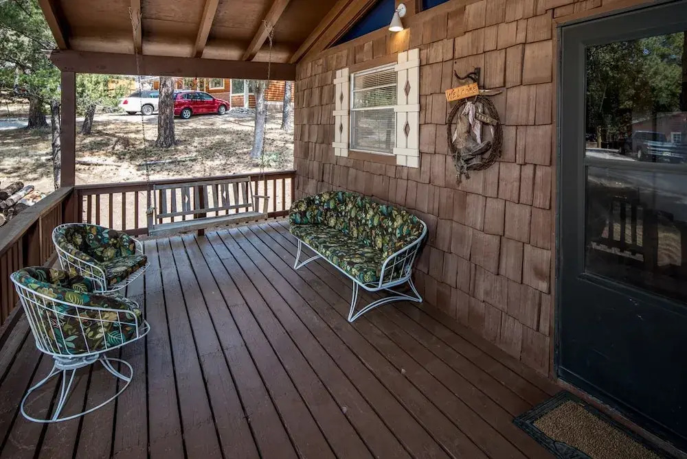 Aztex Retreat - Three Bedroom Cabin