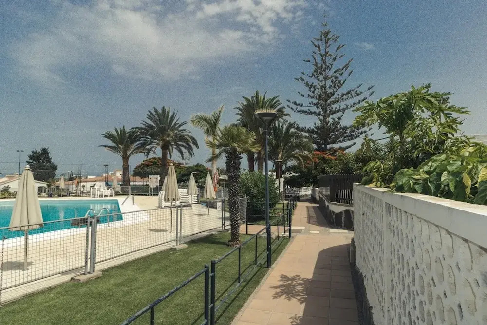 Deluxe Villa With Tropical Garden Gitj