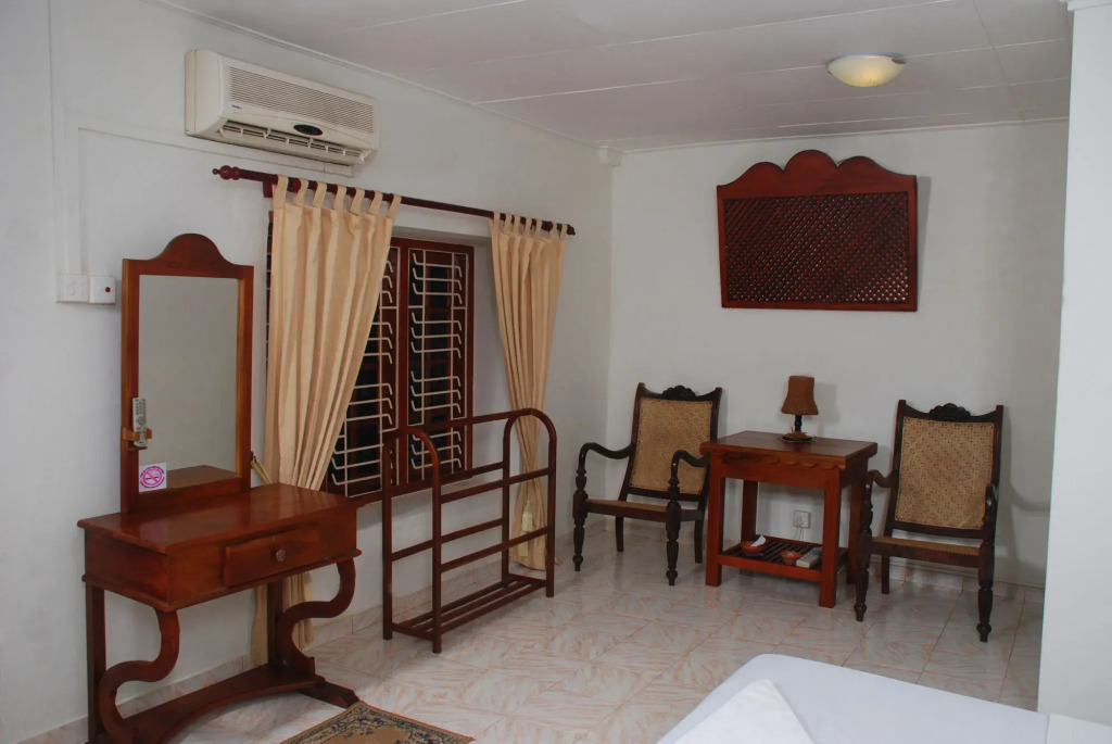 New Old Dutch House Galle Fort