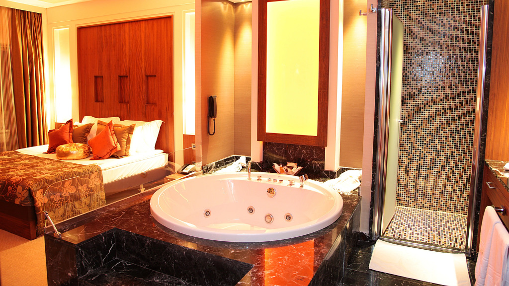Cratos Premium Hotel Casino & SPA