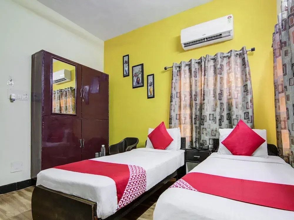 Sunrise Villas by OYO Rooms