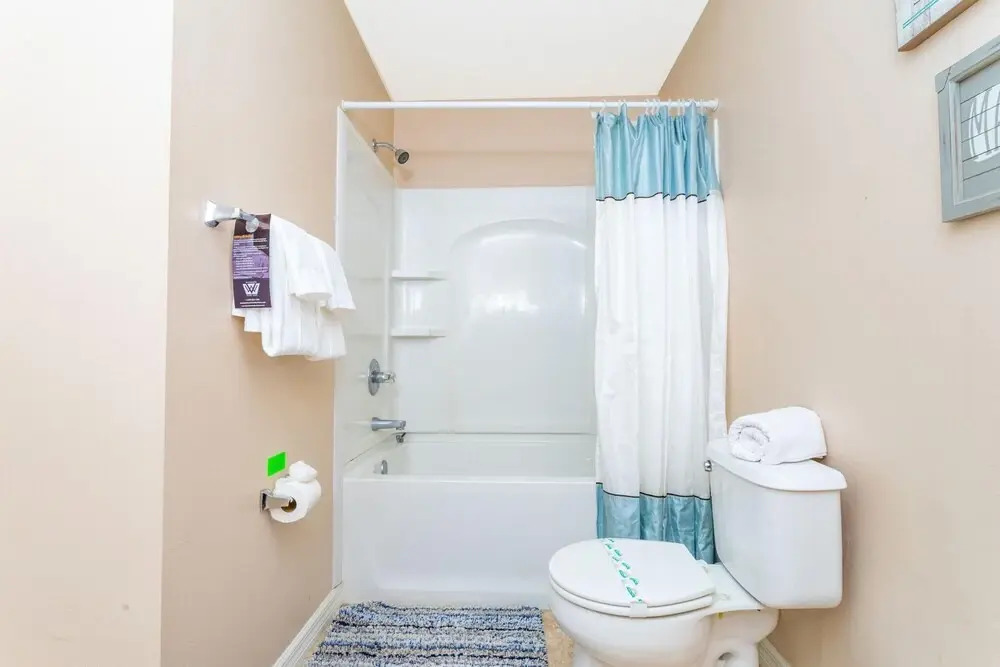 Marvelous 4Bd Close to Disney Compass Bay 3032
