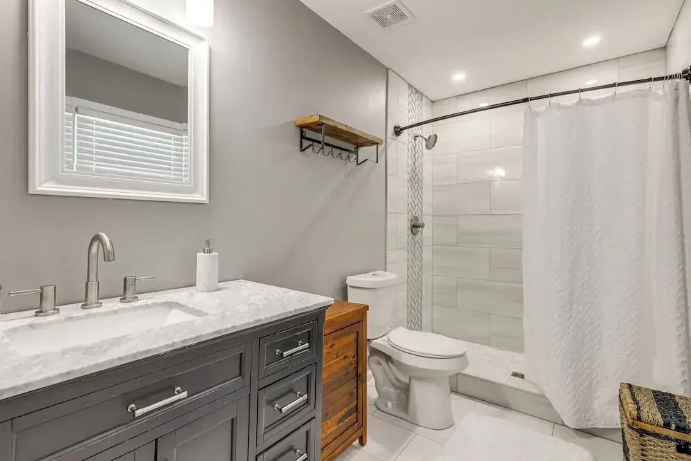 10 Mi to Downtown Macon: Family Home w/ Patio!