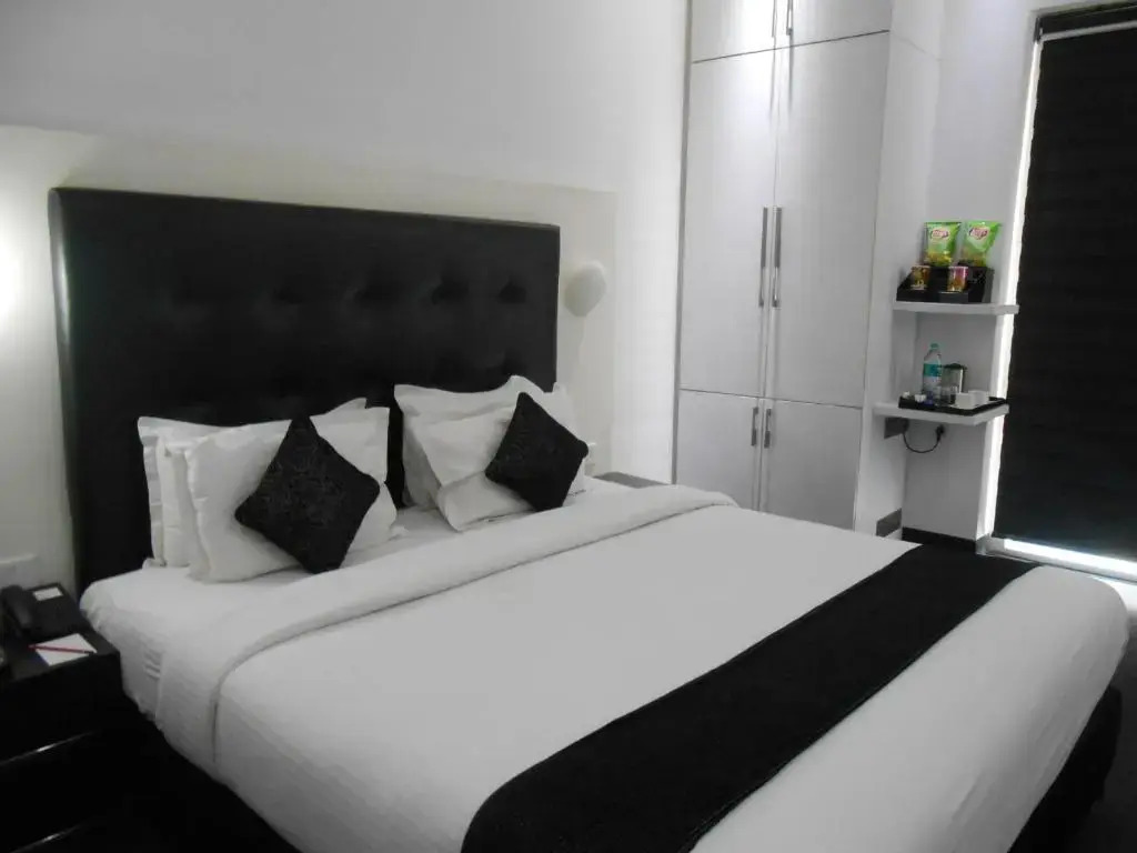 Sapphire Suites