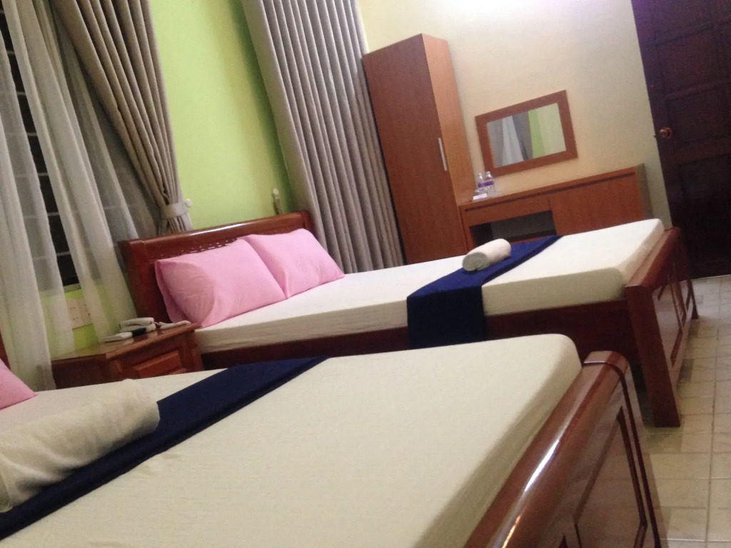 Amy Hostel Hue