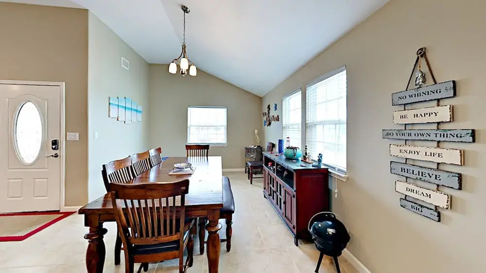 420 Chloes Way - Three Bedroom Home