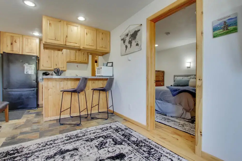 Modern Mountain-view Condo at Big Sky Resort!