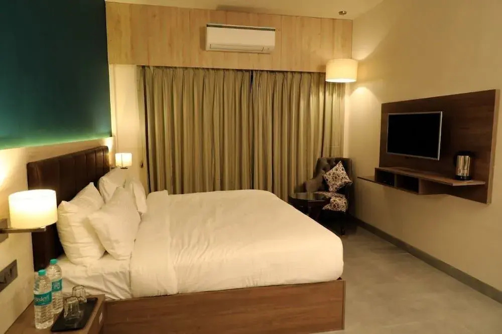 Solitaire Guest House