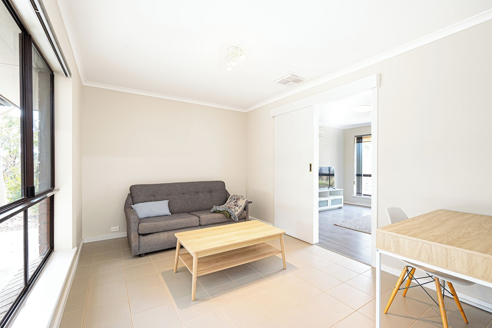 Villa Scalzi - 4-Bed Getaway