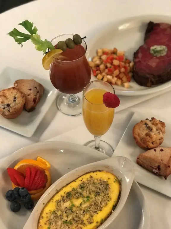 Fullerton Inn