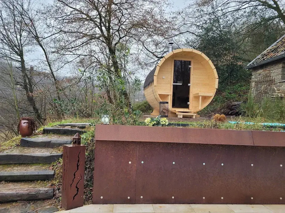 Holiday home with sauna and swimming pool