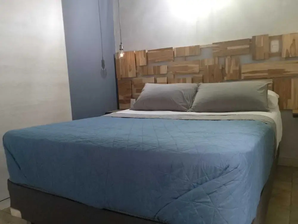 Tauro Black Suites