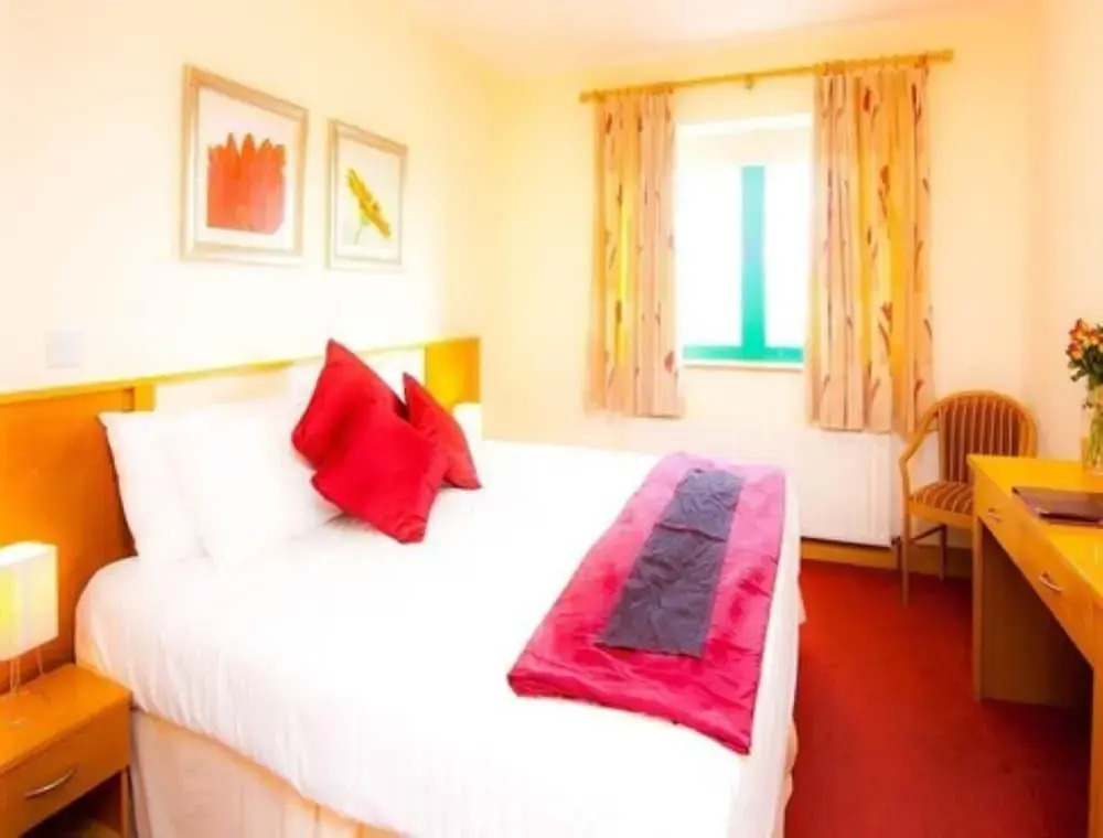 The Arches Hotel