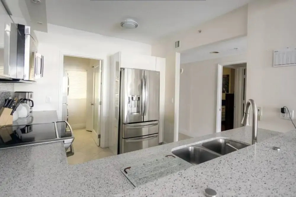 Le Marina Bay 802 by Go Florida Condo Sunny Isles