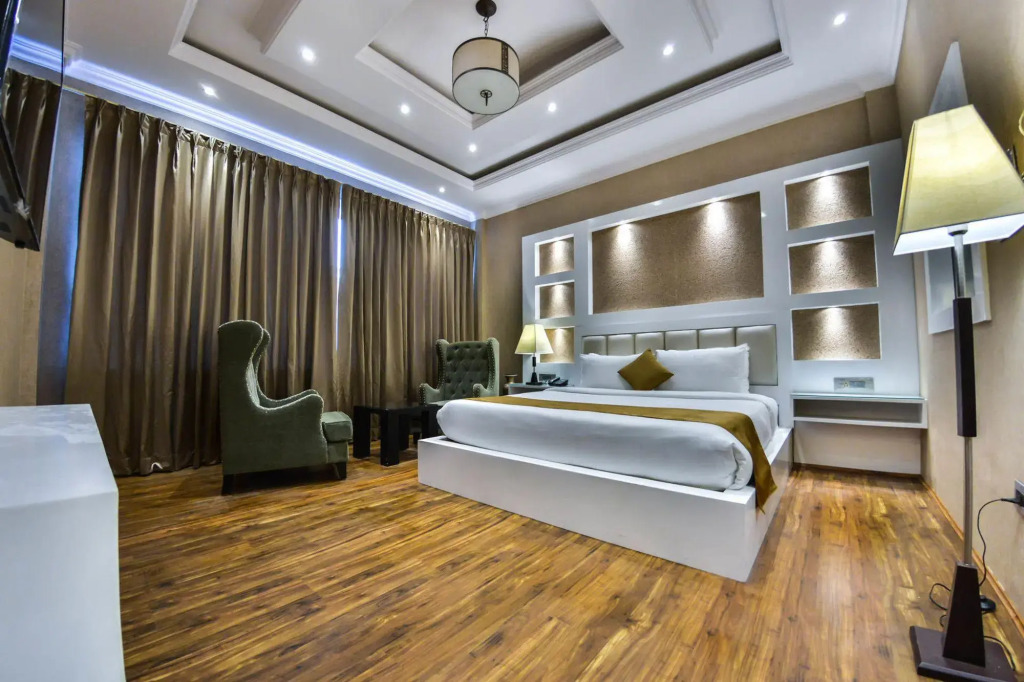 Hotel Heritage Luxury