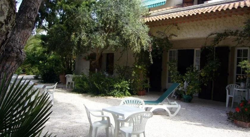 Le Refuge