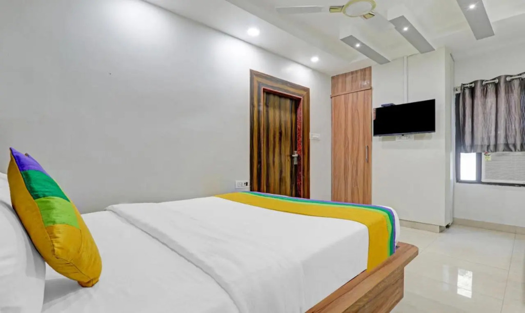 Itsy Hotels Royal Galaxy - 3 km From Sangam