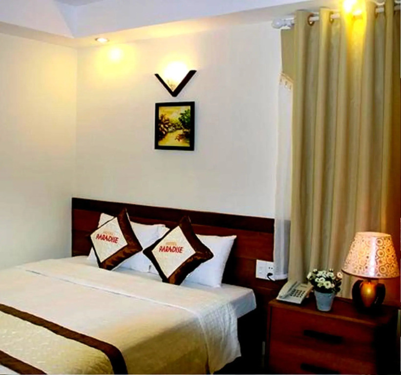 Paradise Hotel