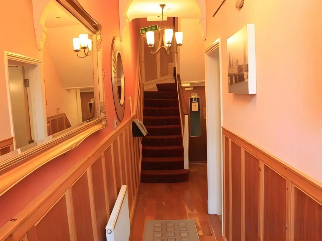 Fairway Hotel
