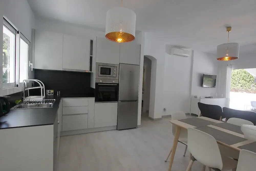 1521 Brand New Modern Apartment 100 Meters Beach 12X6 Pool Chillout