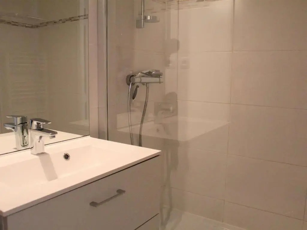 Appartement Vars, 1 pièce, 6 personnes - FR-1-330B-138