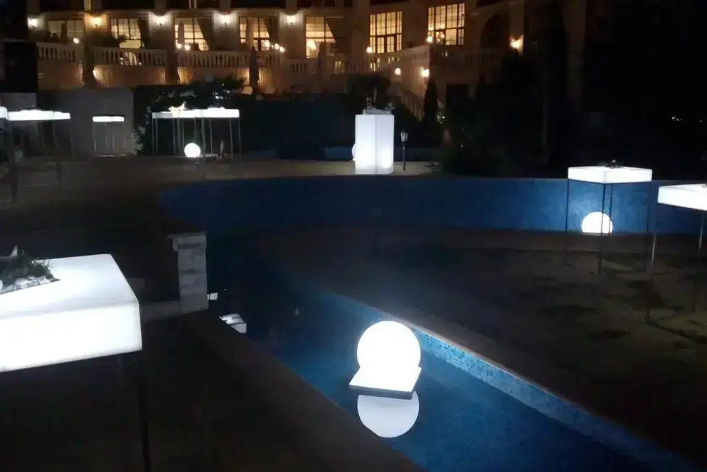 The Cliff Hotel and Holiday Apartments