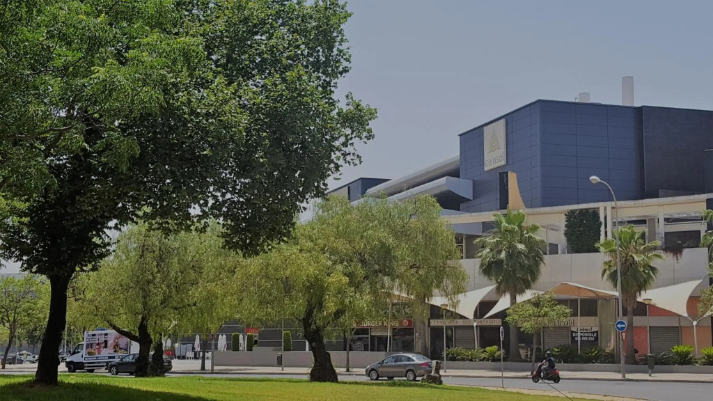 Apartamento frente a Palacio de Congresos (Fibes)