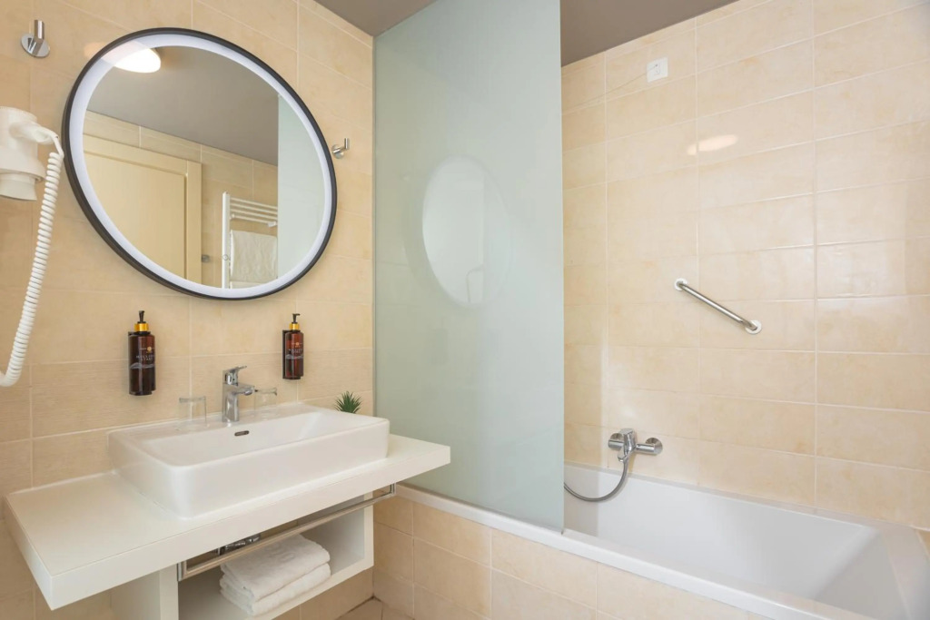 Family Hotel Adria - All inclusive