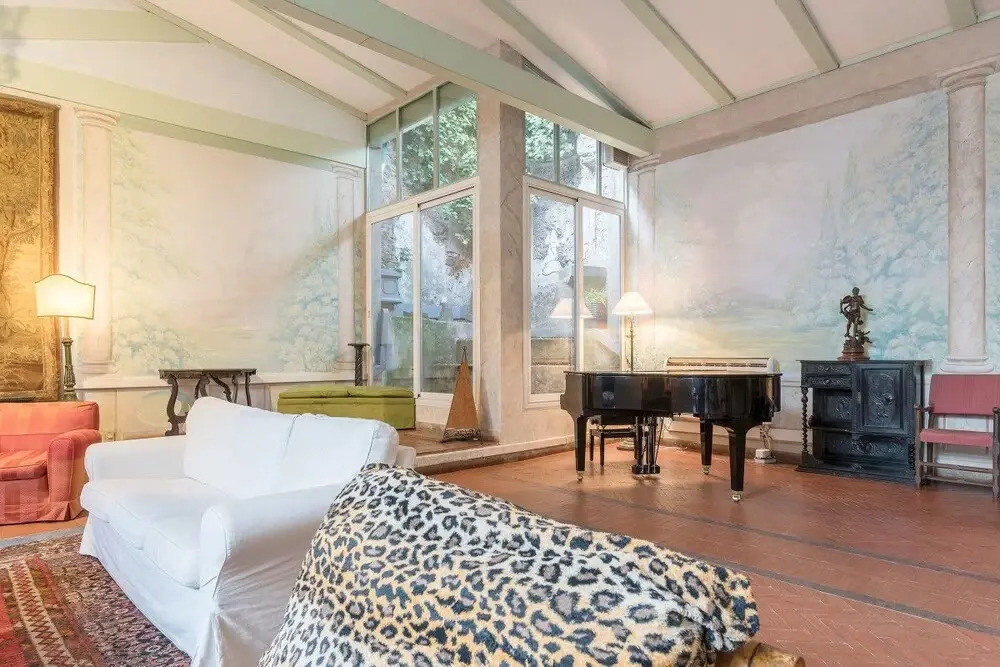 Luxury and Spacious 4 Beds 4 Baths Apartment in the Heart of Trastevere