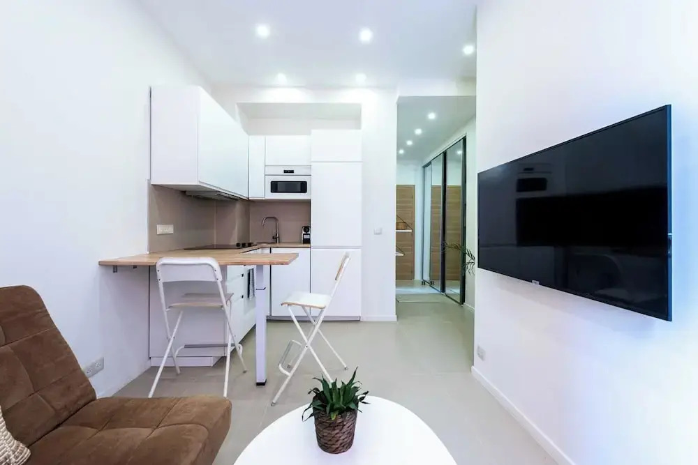 Modern Apartment -1bdr/4p - 300m From the Beach